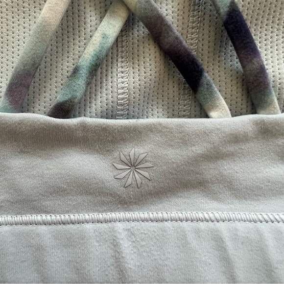 Athleta Girl • Lavender Upbeat Strappy Back Sports Bra • Size L/12 - Picture 3 of 4